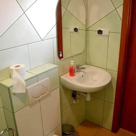 بيت شباب Wega